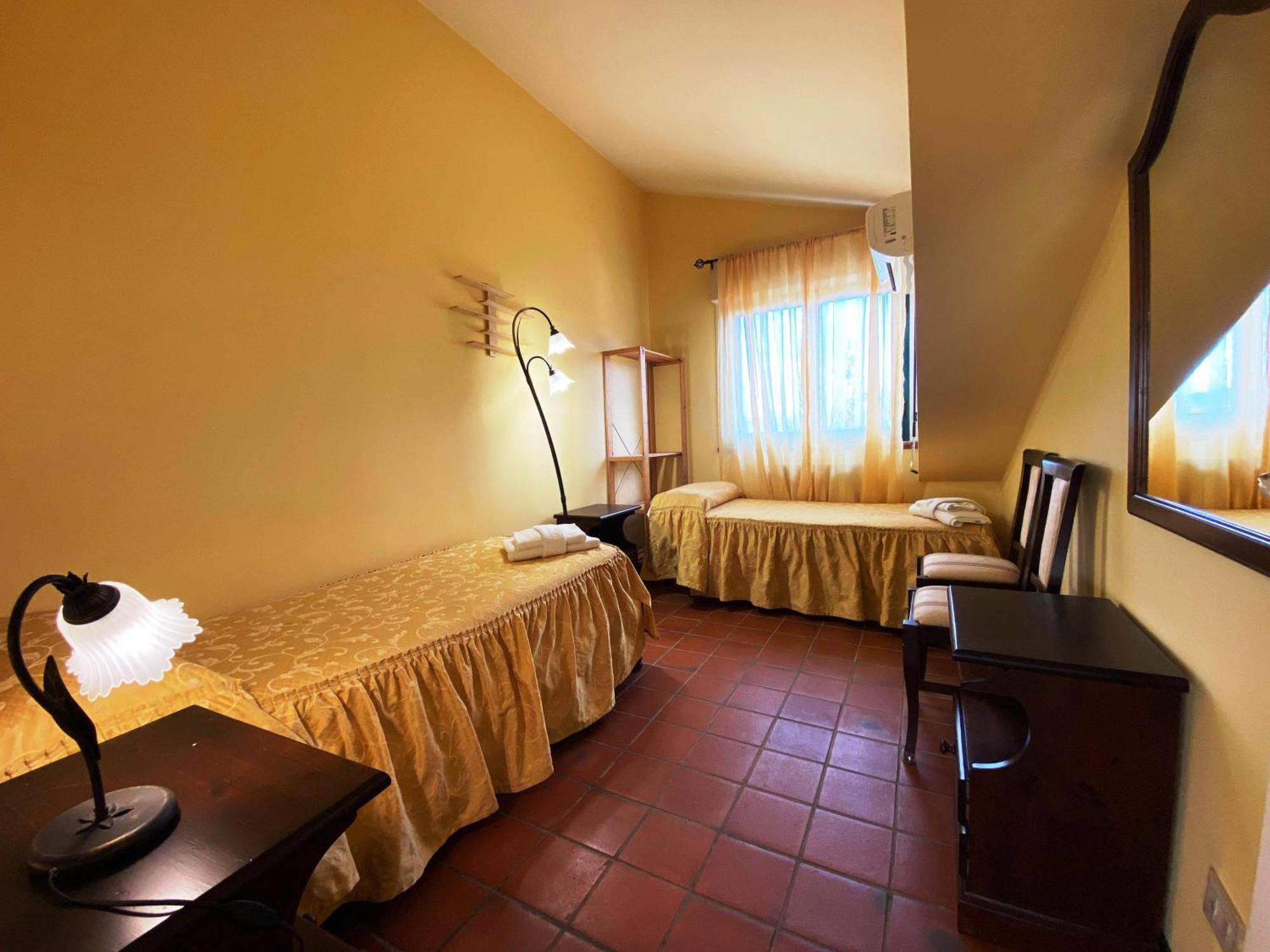 Ai Tre Parchi Bed And Bike Bed & Breakfast Randazzo Exterior photo