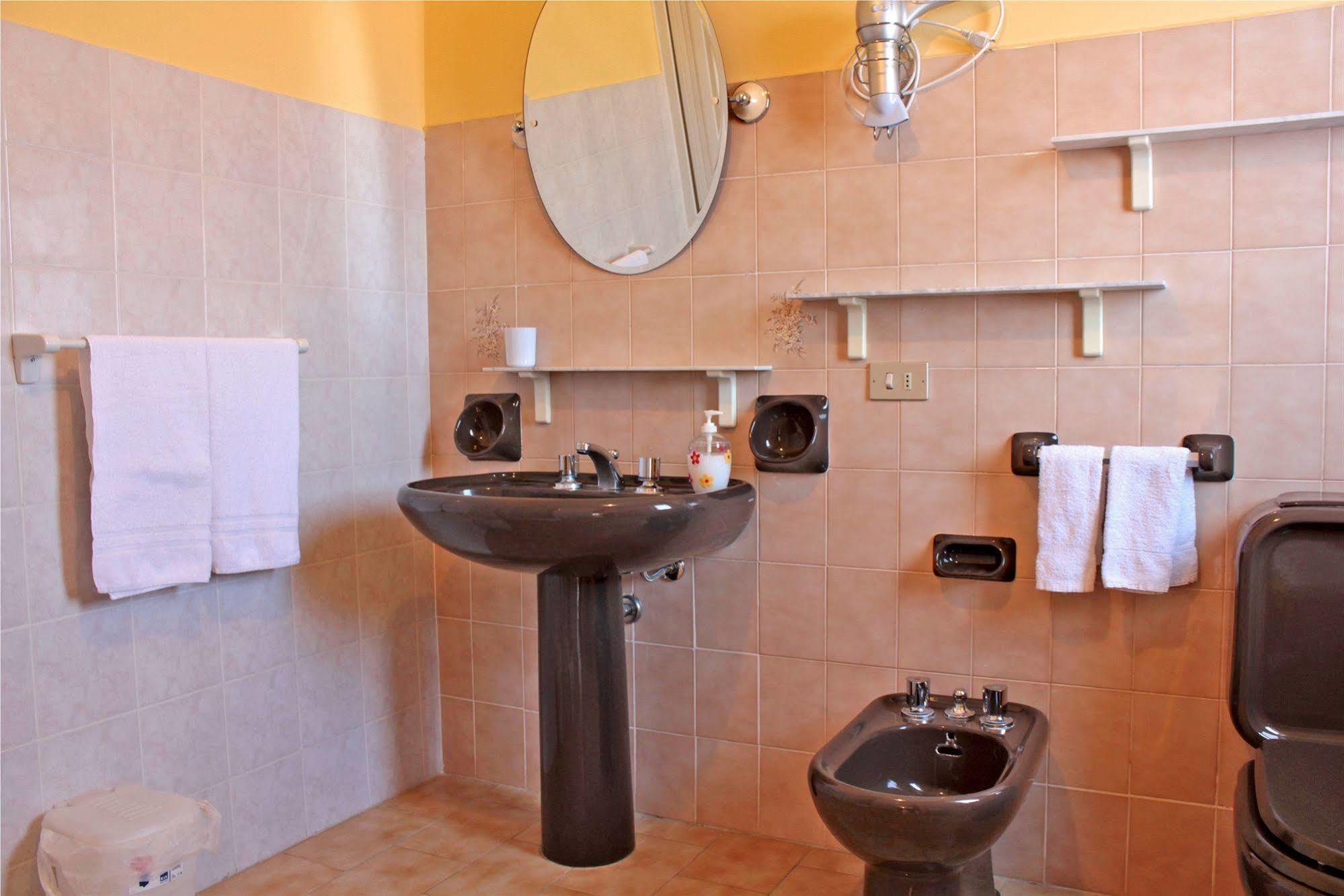 Ai Tre Parchi Bed And Bike Bed & Breakfast Randazzo Exterior photo